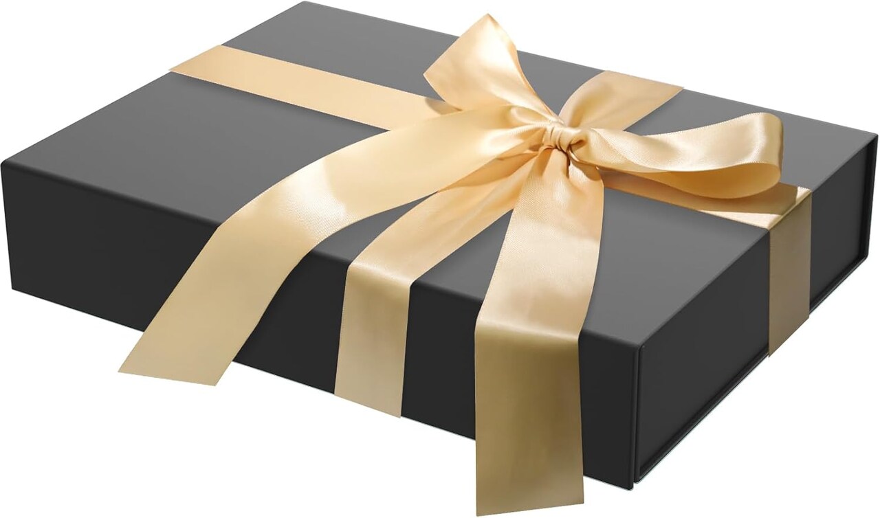 Gift Box 11.5 x 8.2 x 2.3 In Gift Boxes for Presents Magnetic Closure, Gift Boxes with Lids for Presents Birthday Luxury Jewelry T-shirts Gloves Scarves Books Clothes Candy, Gift Wrap - Black